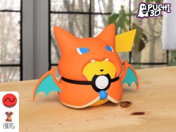 Pokebola Pikachu (Charizard) Poncho | Figura decorativa impresa en 3D