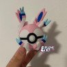 Pokebola Sylveon | Figura decorativa impresa en 3D